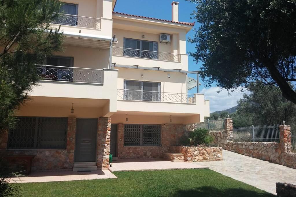 Seaside Villa Andronikos Amarynthos Exteriör bild